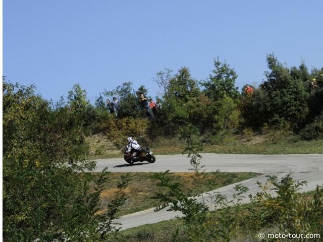 Moto Tour 2011, jour 4 : Derrien abandonne et Bouan (...)