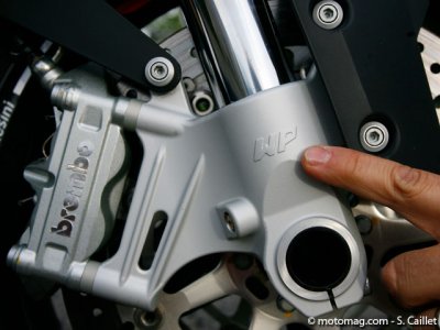 KTM 990 Super Duke : matos hight tech !
