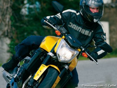 Yamaha 1000 FZ1 : dureté et douceur