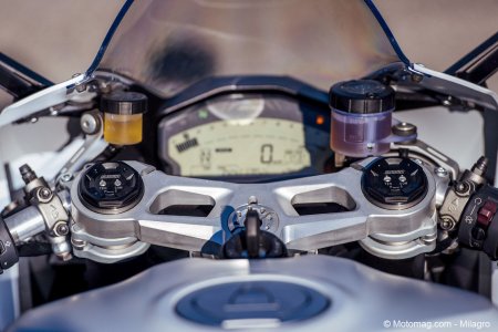 Ducati 959 Panigale : tableau de bord LCD