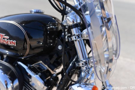 Harley-Davidson SuperLow 1200T : pare-brise réglable
