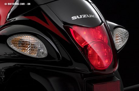 Suzuki GSX 1300 R : dosseret