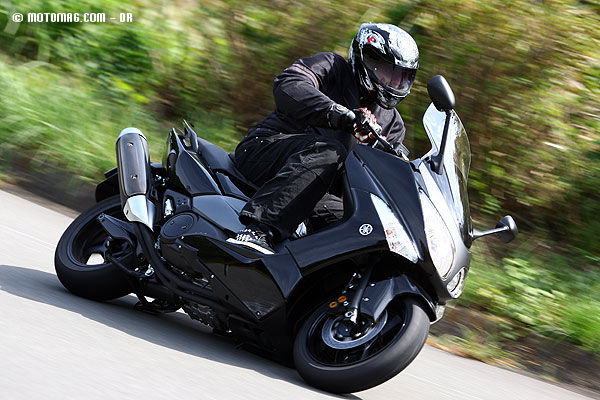 Promo scooter : le Yamaha T-Max 2011 bien moins (...)