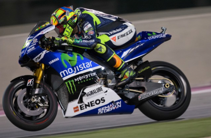 MotoGP : Rossi veut rempiler avec Yamaha pour (...)