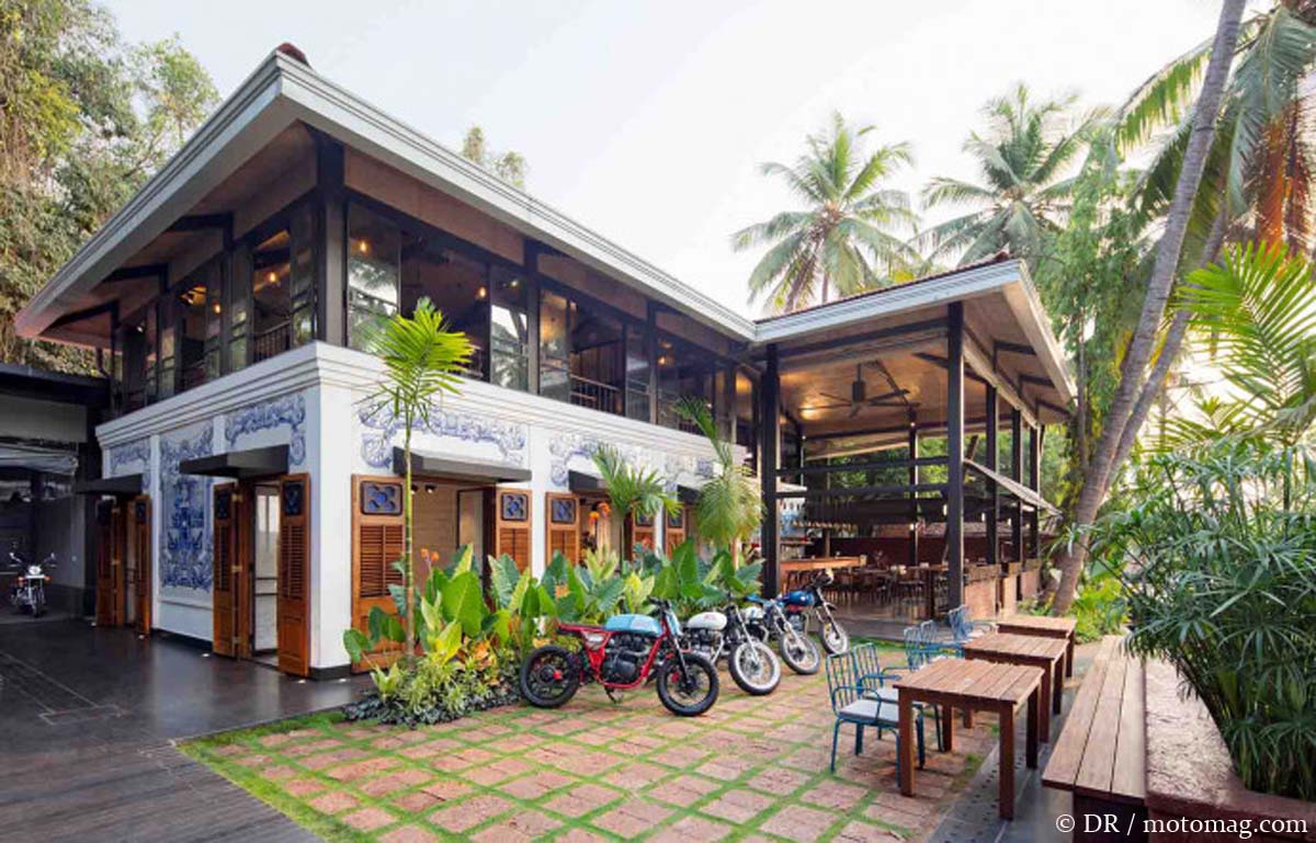 Royal Enfield ouvre un café garage à Goa en Inde (...)