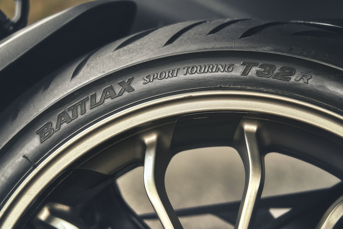 [VIDEO] Avec les T32 (GT), Bridgestone promet un pneu (...)