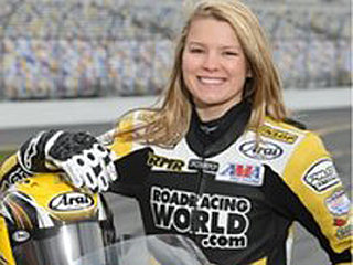 MotoGP au féminin : Suzuki va faire rouler Elena (...)