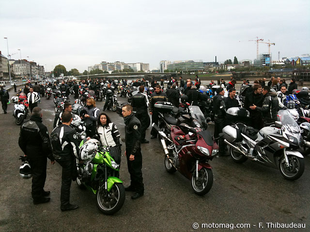 Nantes (44) : 300 manifestants contre le contrôle (...)