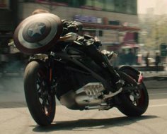Cinéma : Harley se fait une place au milieu des Avengers (...)
