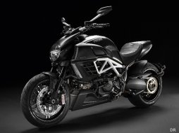 Ducati Diavel : édition spéciale AMG