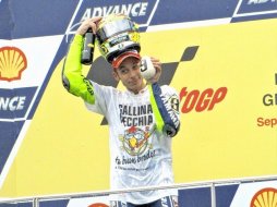 MotoGP de Malaisie : Rossi sacré champion du monde... et (...)