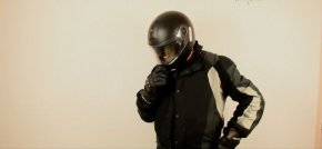 Femmes à moto : Mehdiator s'attaque à M6