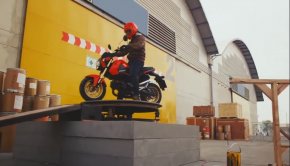 Vidéo : parcours du combattant pour la Honda MSX (...)
