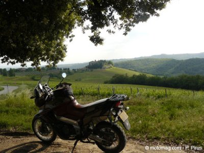 Toscane, balade moto et pédestre