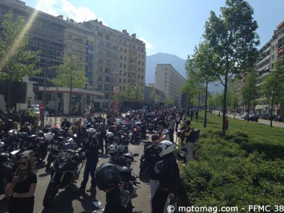 Manifestation à Grenoble : Grands Boulevards