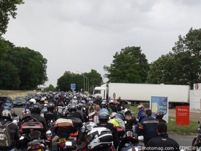 Manif 18 juin à Auxerre : RN 6 bloquée