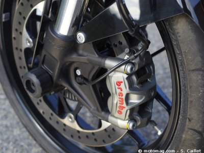 Essai KTM 690 Duke R : freins ABS de série