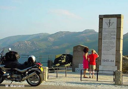 La Corse en moto : mémorial 1944