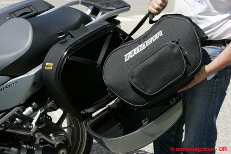 Kawa 1400 GTR : casque valise