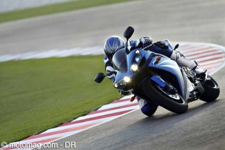 Yamaha 1000 YZF R1 : action sur piste