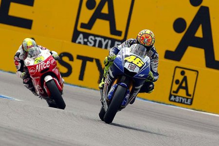 MotoGP Assen : Rossi en queue