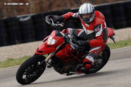 Ducati 1100 Hypermotard S