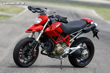 Ducati 1100 Hypermotard : look