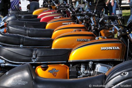 Coupes Moto légende 2012 : un musée vivant à ciel ouvert