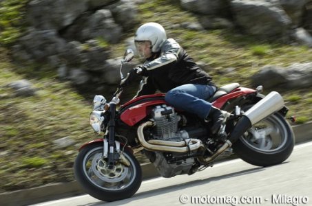 Moto Guzzi 850 Griso : tenue de route